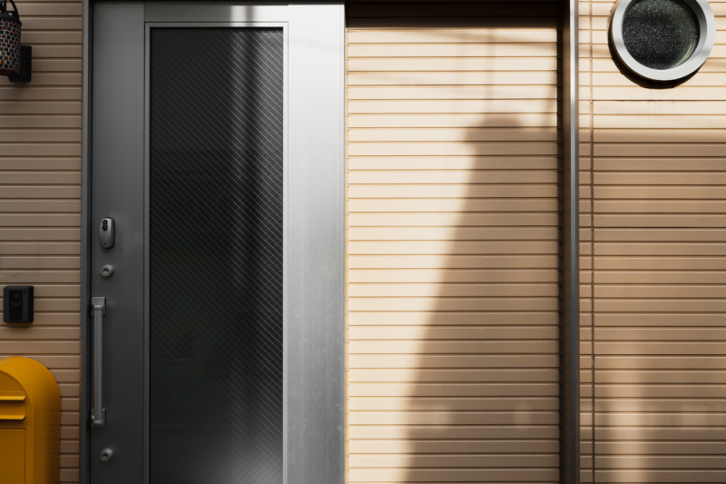 Portas de Aço para Sala: Estilo e Segurança Agora