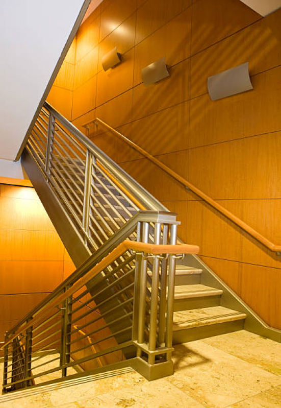 Corrimão de Inox para Escada Interna Capim Branco - Corrimão de Inox com Vidro Belo Horizonte